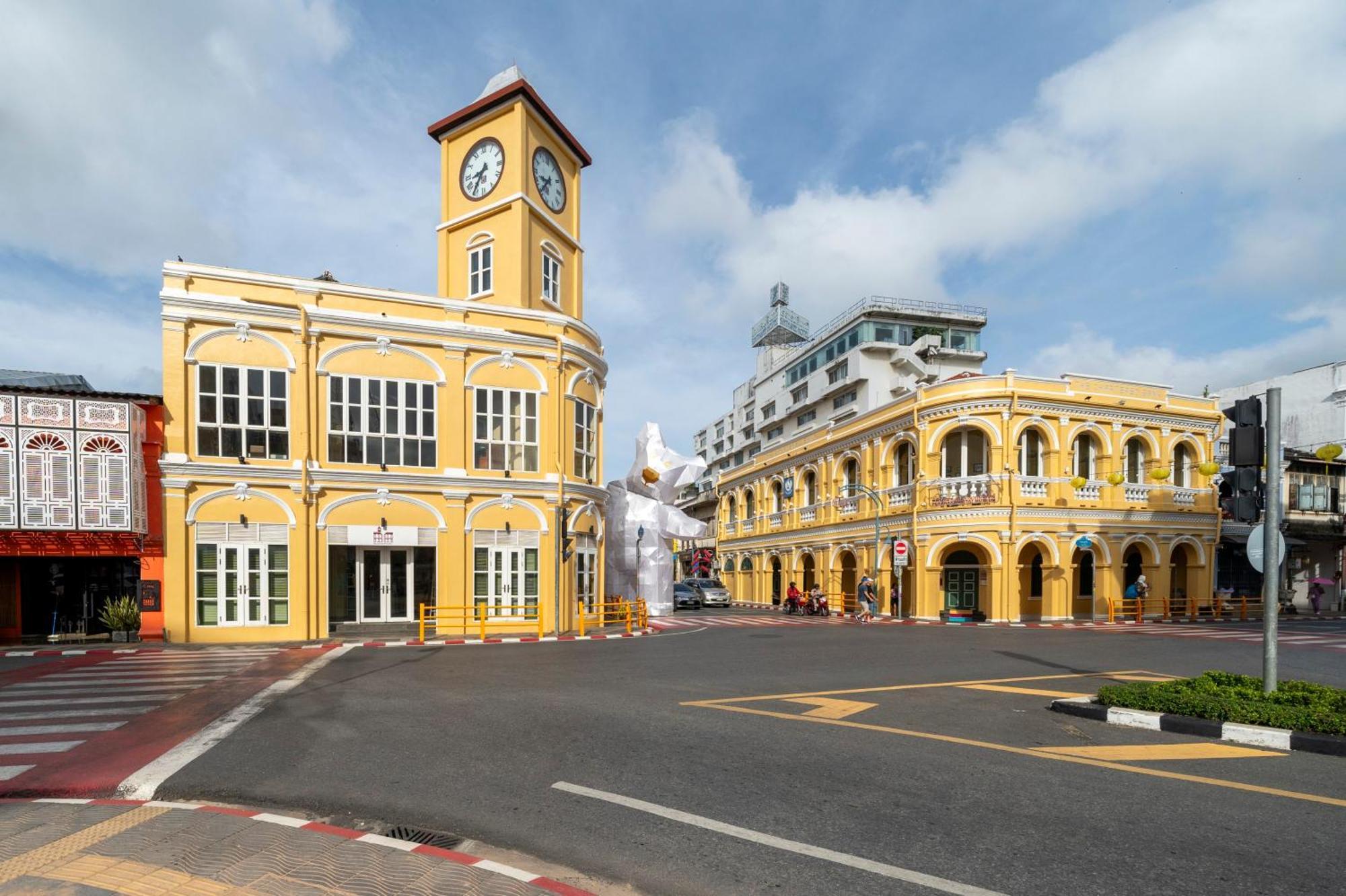 Quip Bed & Breakfast Hotel Phuket Exterior photo